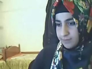 Hijab schoolgirl Showing Ass On Webcam Arab sex movie Tube
